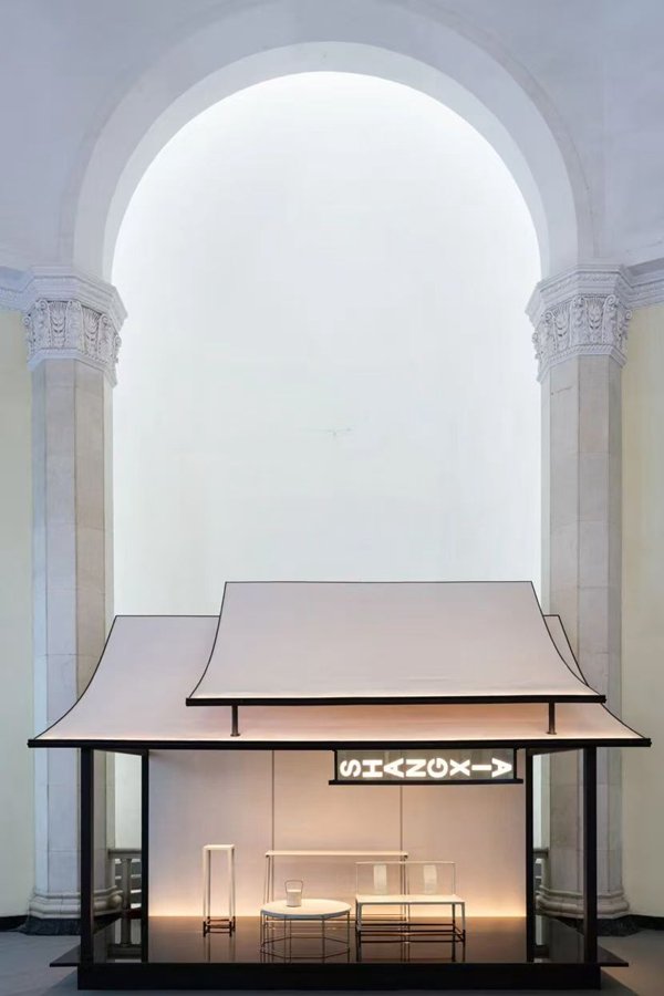 从美术馆文创到非遗香氛,小而美设计引领AI时代新消费